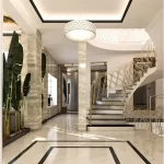 صالة مشرقة بإضاءة طبيعية ومساحة واسعة